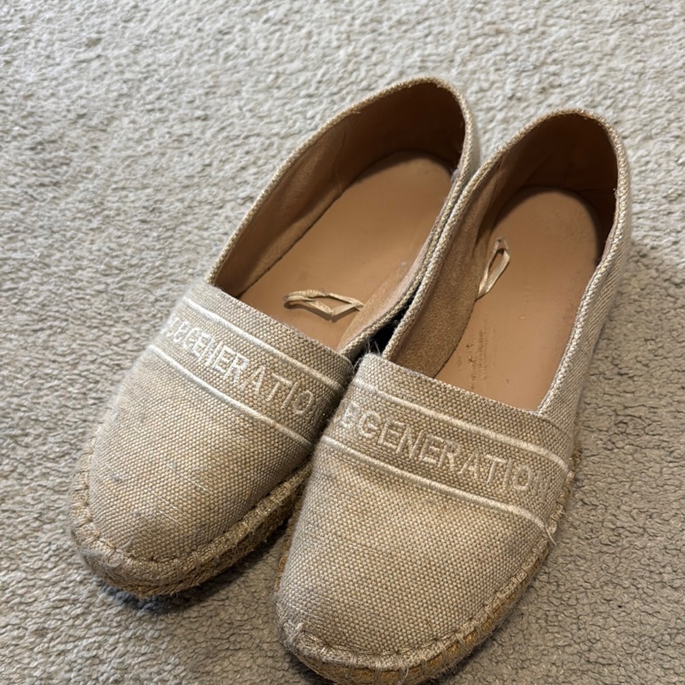BCBGeneration Tan Espadrilles Slip-On Suede
